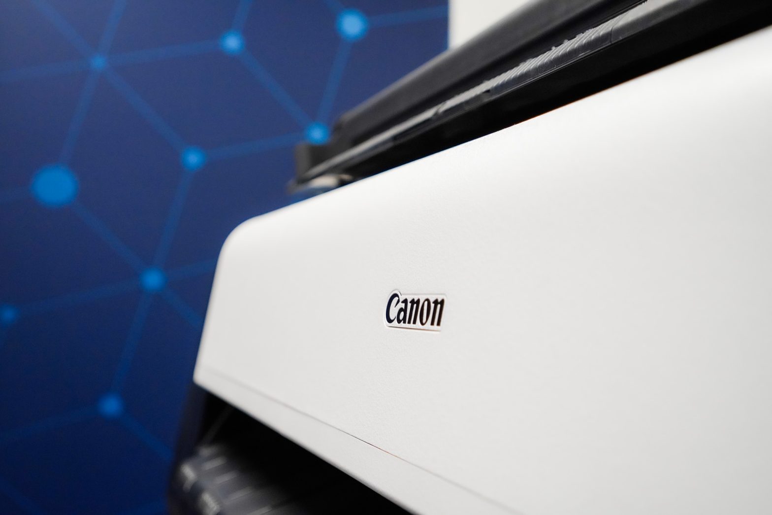 Canon_wide_format_printer_at_copier_dealer_office